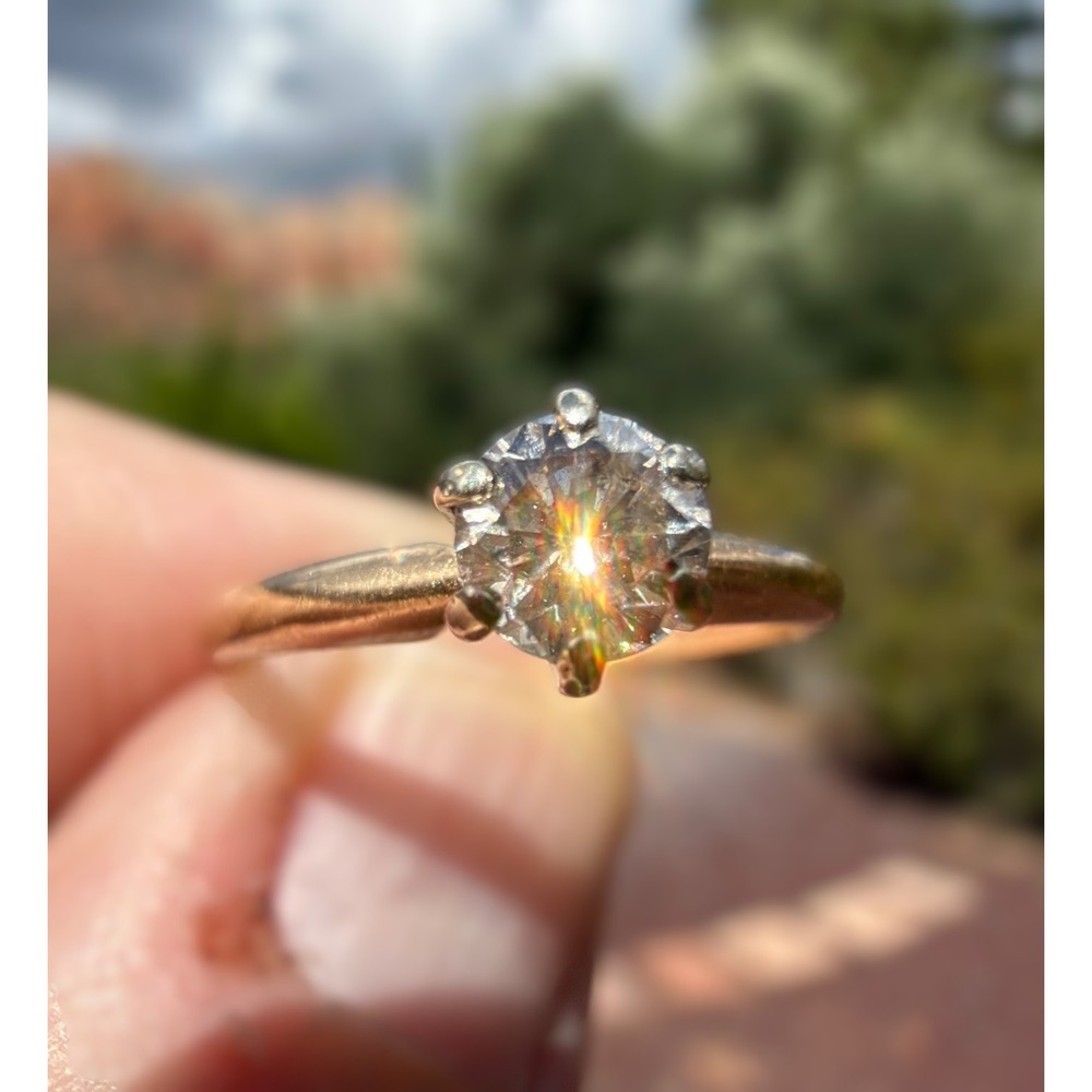Vintage 14k Solid Yellow Gold Natural Earth Mined Diamond Ring - Size 6.25